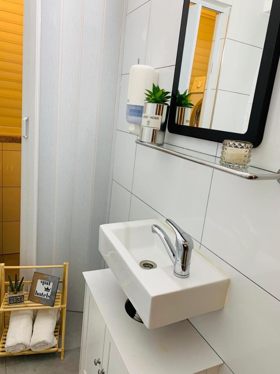 Spat Vip Apartment Bat Jám Kültér fotó